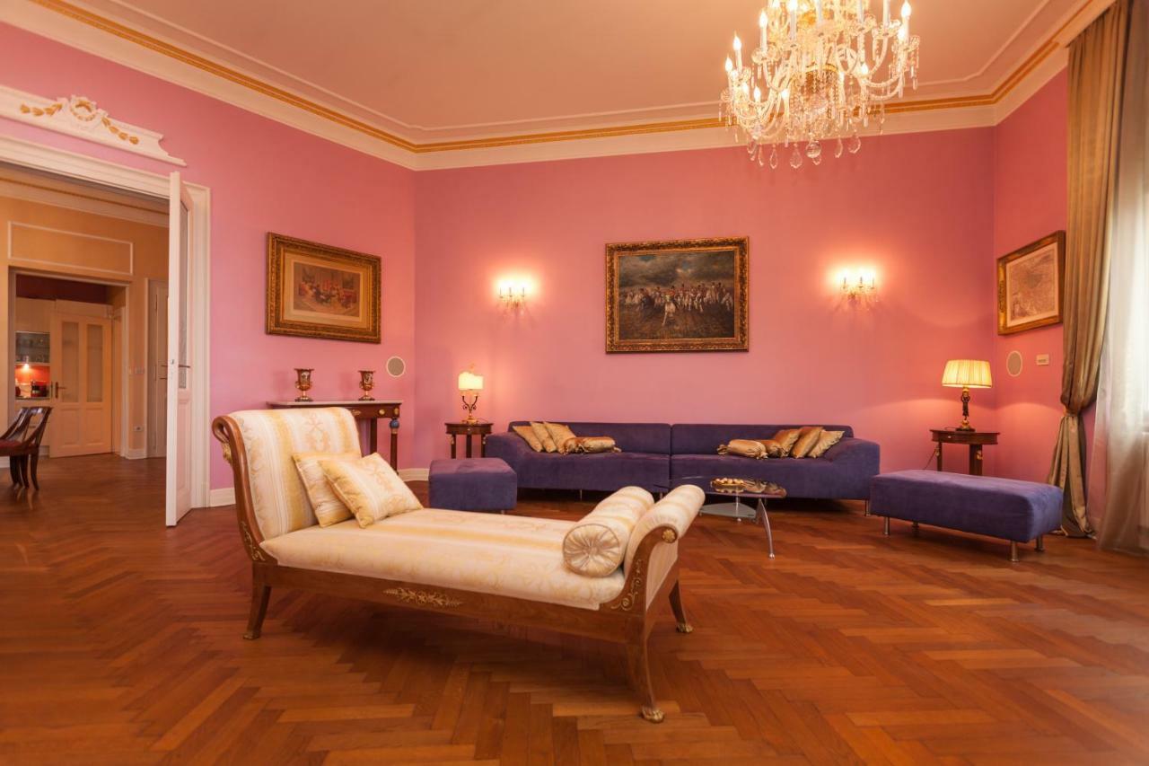 Filip’s Palace Luxurious Apartment Ljubljana Exterior foto