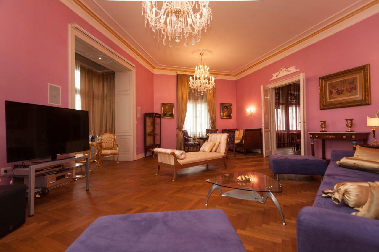 Filip’s Palace Luxurious Apartment Ljubljana Exterior foto