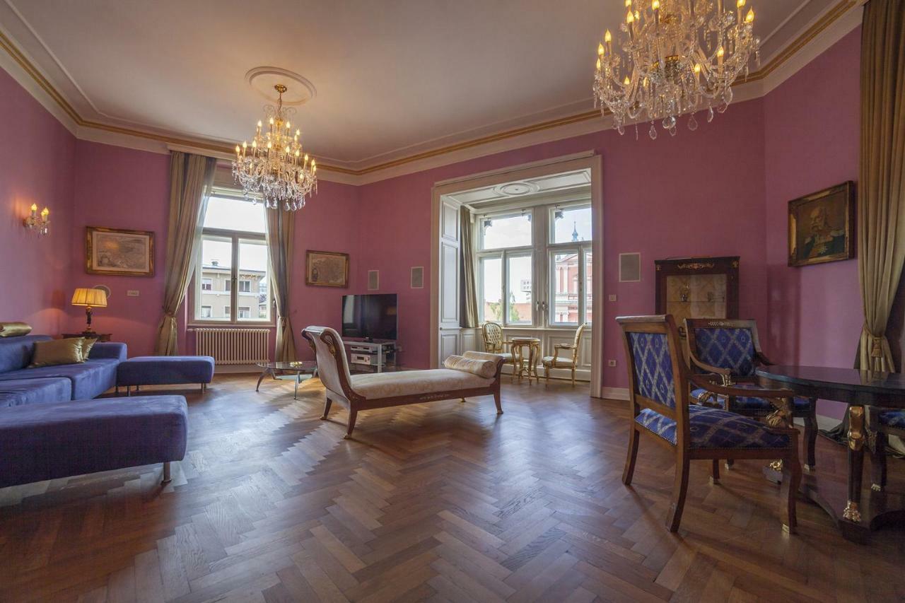 Filip’s Palace Luxurious Apartment Ljubljana Exterior foto
